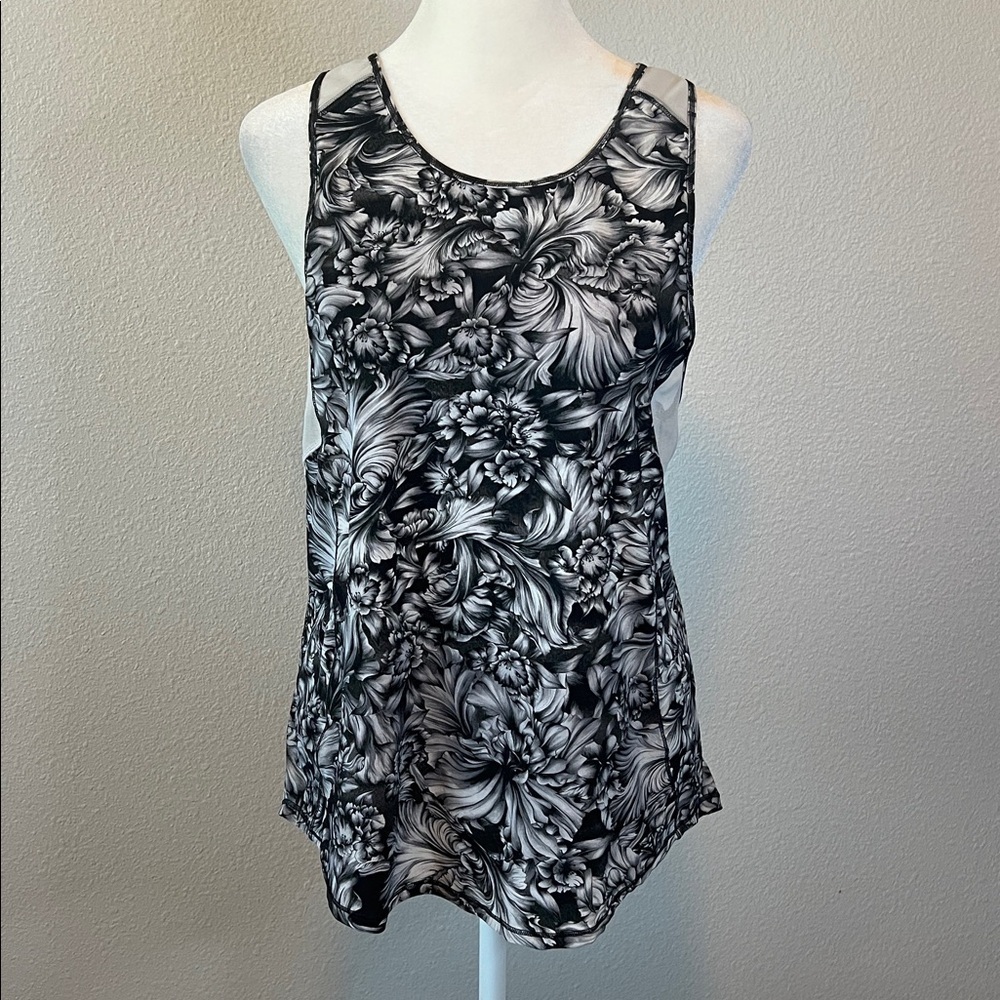 Lululemon Floral Tie Back Tank Top Black/White Estimated Size Small
